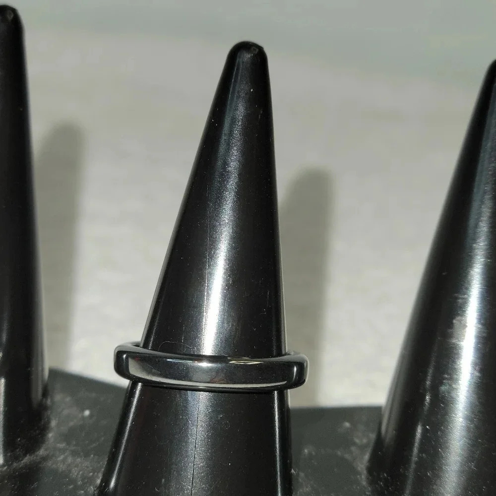 Hematite Ring size 7 - Picture 5 of 5